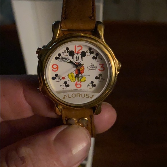 lorus quartz watch - Picture 4 of 4